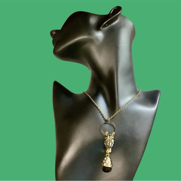 Unique & Sparkling Gold and Black Zebra Pendant Necklace. NWT - Picture 2 of 13